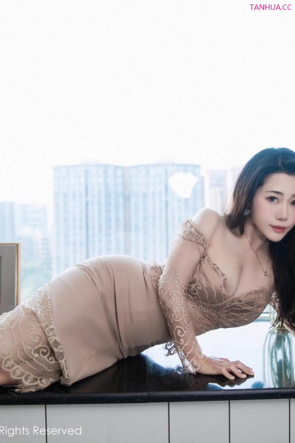   [XiuRen]高清写真图 2023.08.11 No.7216 严利娅Yuliya 丰腴美臀第31张图片